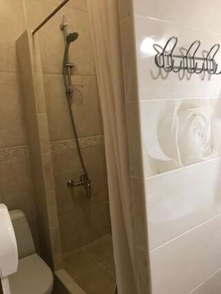 Отель Aparthotel NA DOBU Львов Двухместный номер с 2 отдельными кроватями-11